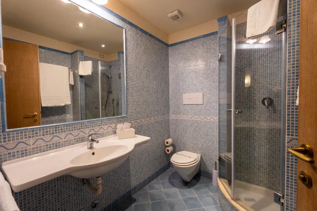 FAMILY ROOM SUPERIOR GARDEN VIEW Room, Hotel Sa Pedra, Olbia