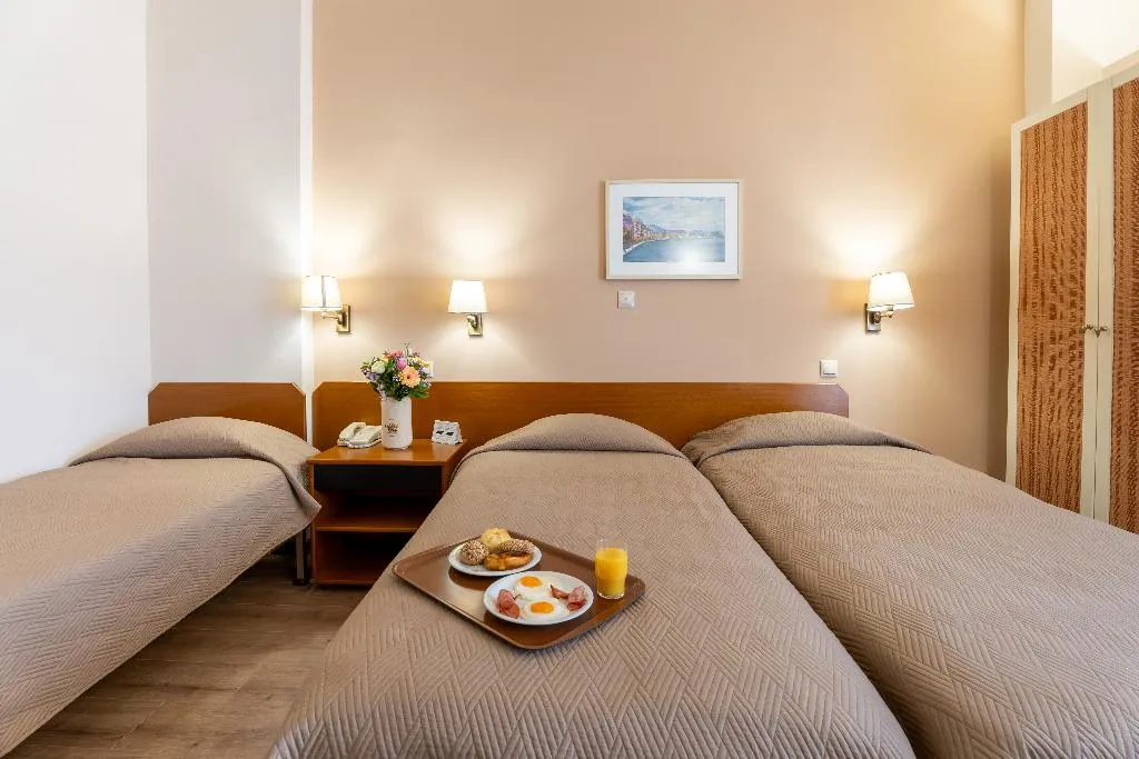 TRIPLE SUPERIOR Room, Queen Olga, Halkidiki