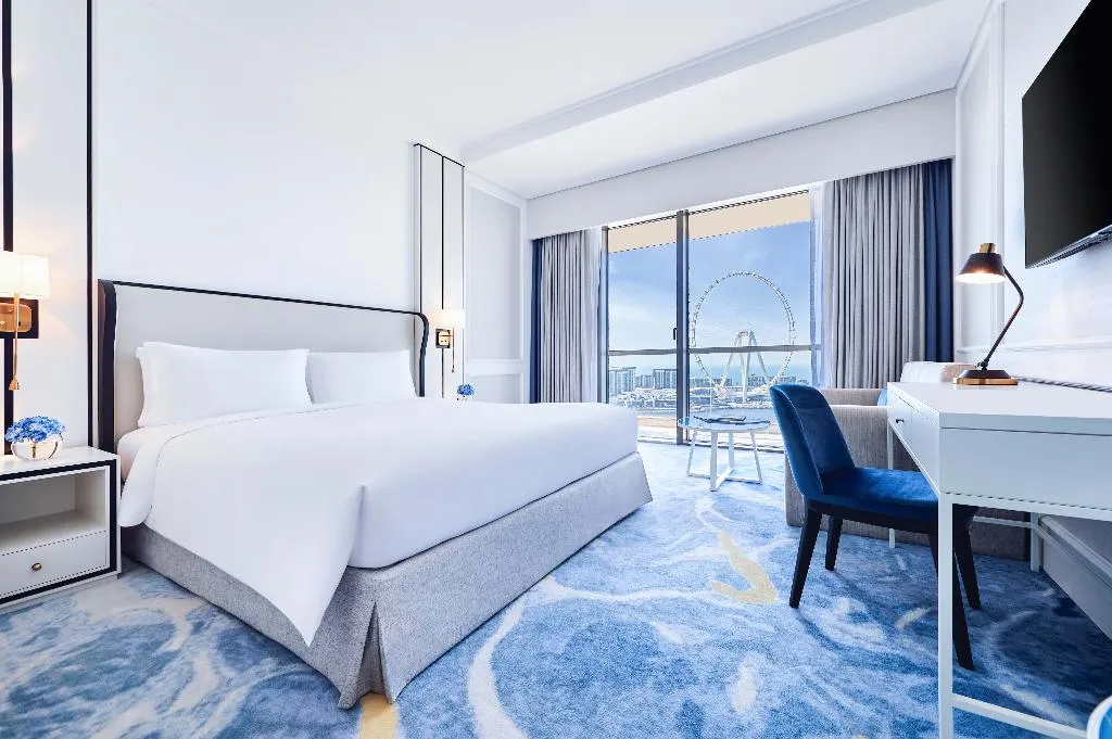 DOUBLE LUXURY PARTIAL OCEAN VIEW Room, Sofitel Dubai Jumeirah Beach, Dubai