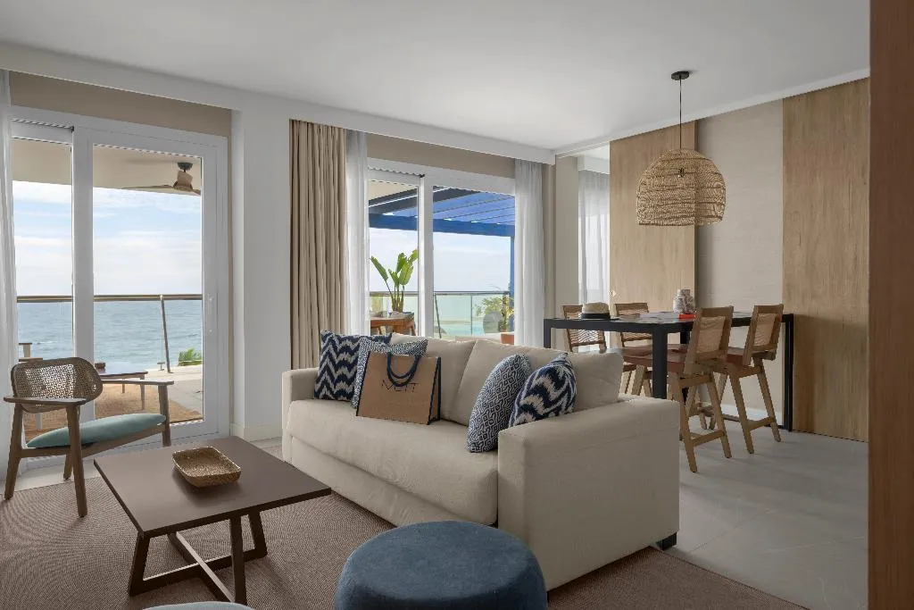 SUITE WITH PRIVATE POOL Room, METT Marbella – Estepona, Costa Del Sol