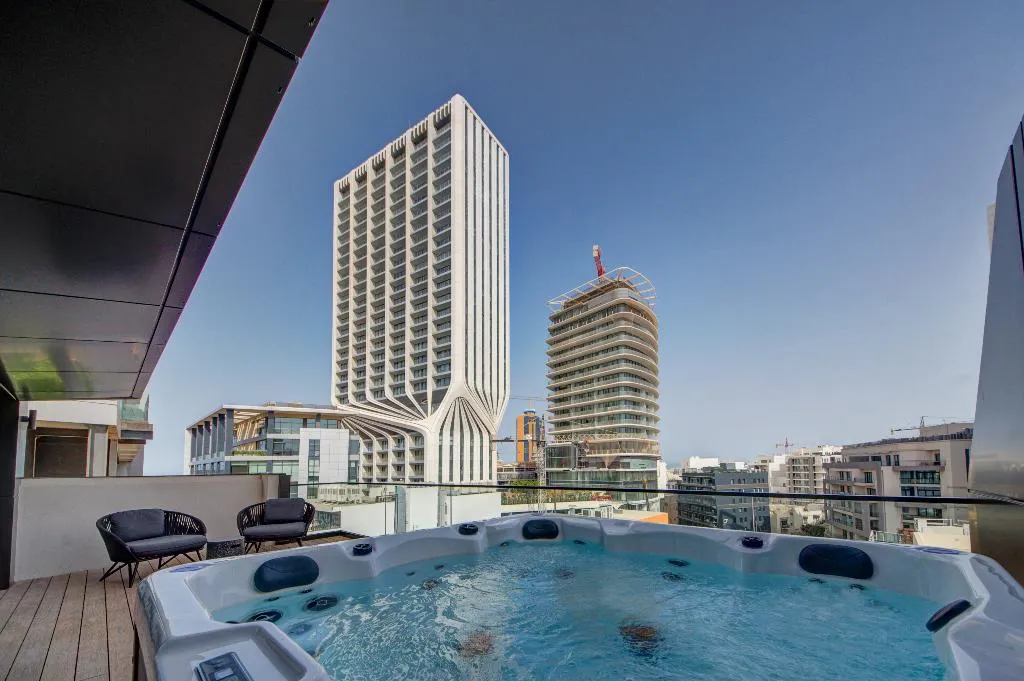 SUITE EXECUTIVE Room, Noru Hotel, Malta