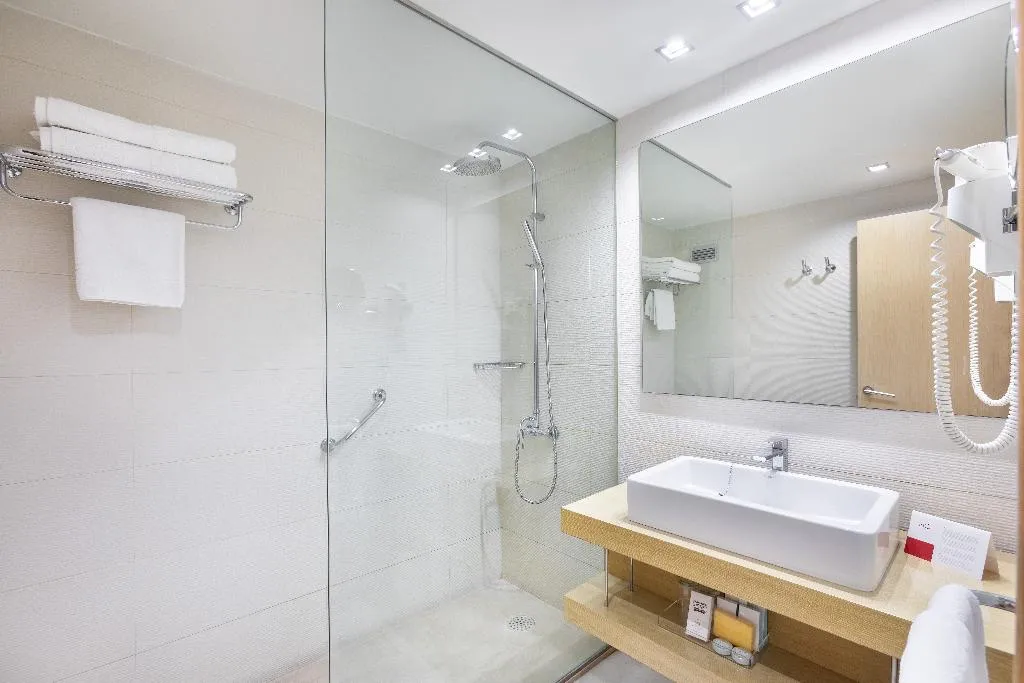 JUNIOR SUITE STANDARD Room, Hotel Cristina by Tigotan Las Palmas, Gran Canaria