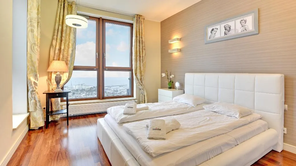 APARTMENT SEA VIEW CAPACITY 4 Room, Dom & House - Apartments Sea Towers, Gdansk