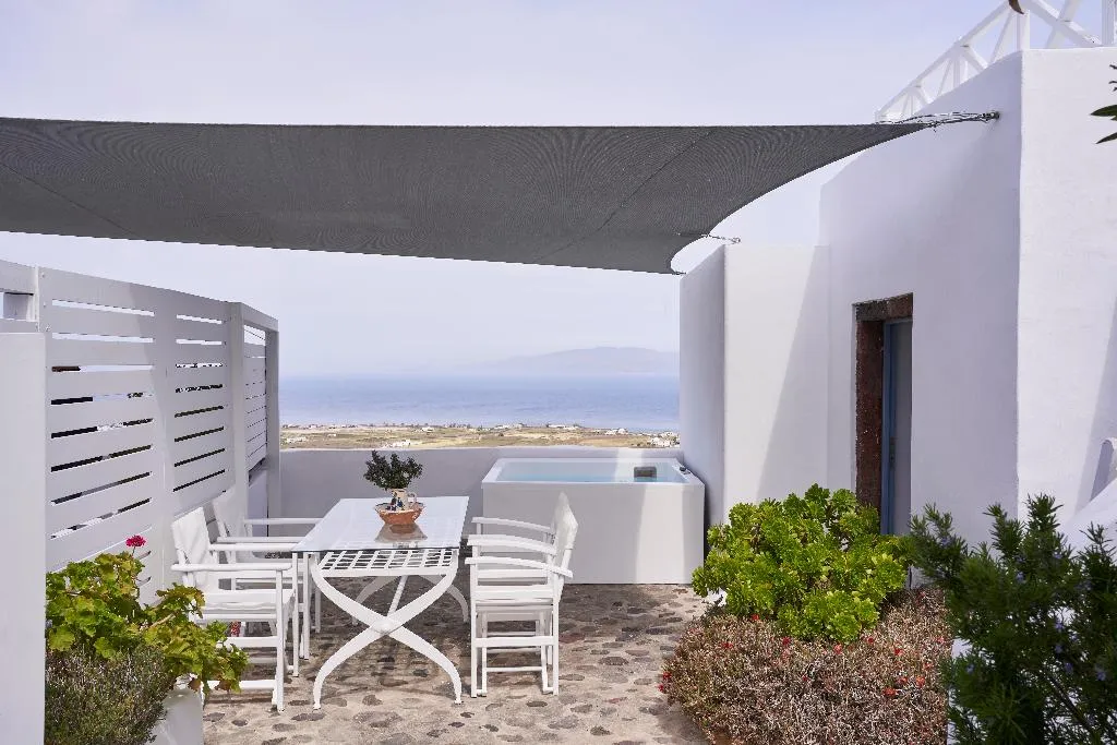 SUITE STANDARD Room, Fava Eco Suites, Santorini
