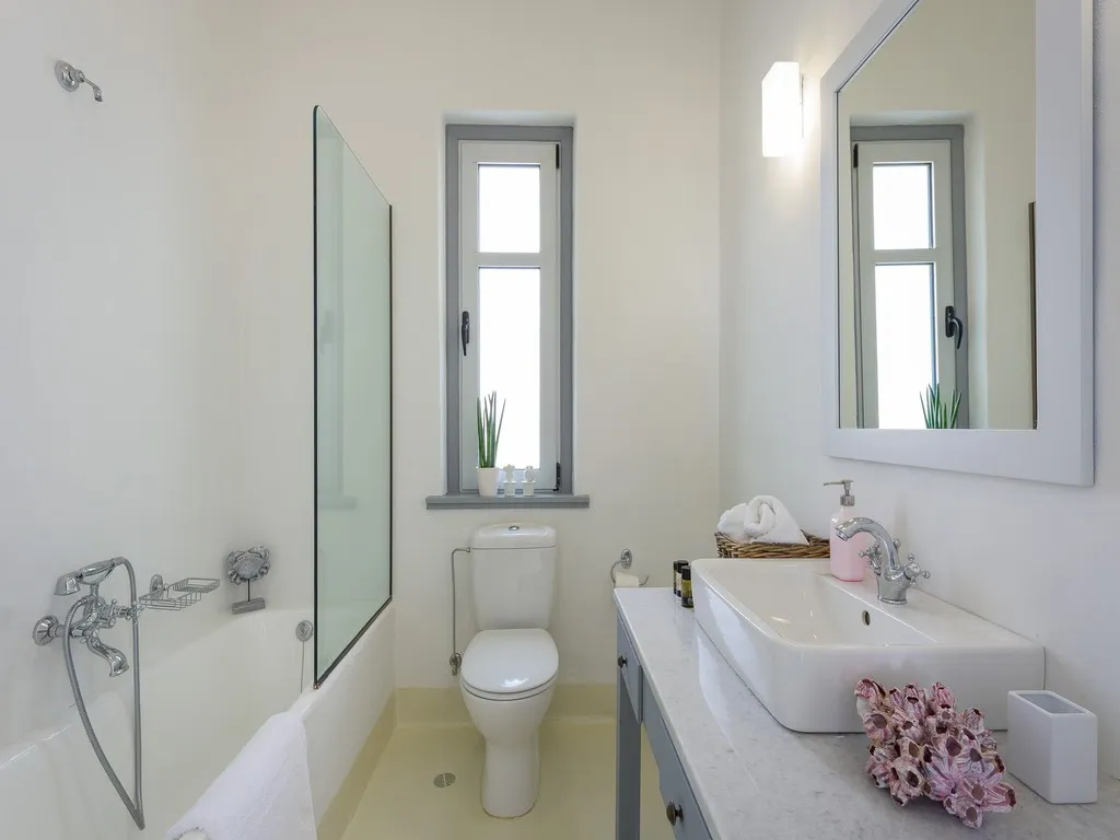 VILLA THREE BEDROOMS WITH PRIVATE POOL Room, White Village, Rhodes