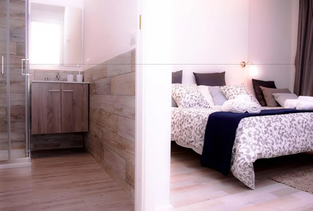 Room, De Guestibus, Rome