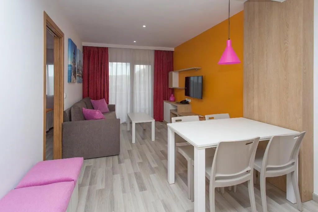 APARTMENT STANDARD Room, Acuasol, Valencia