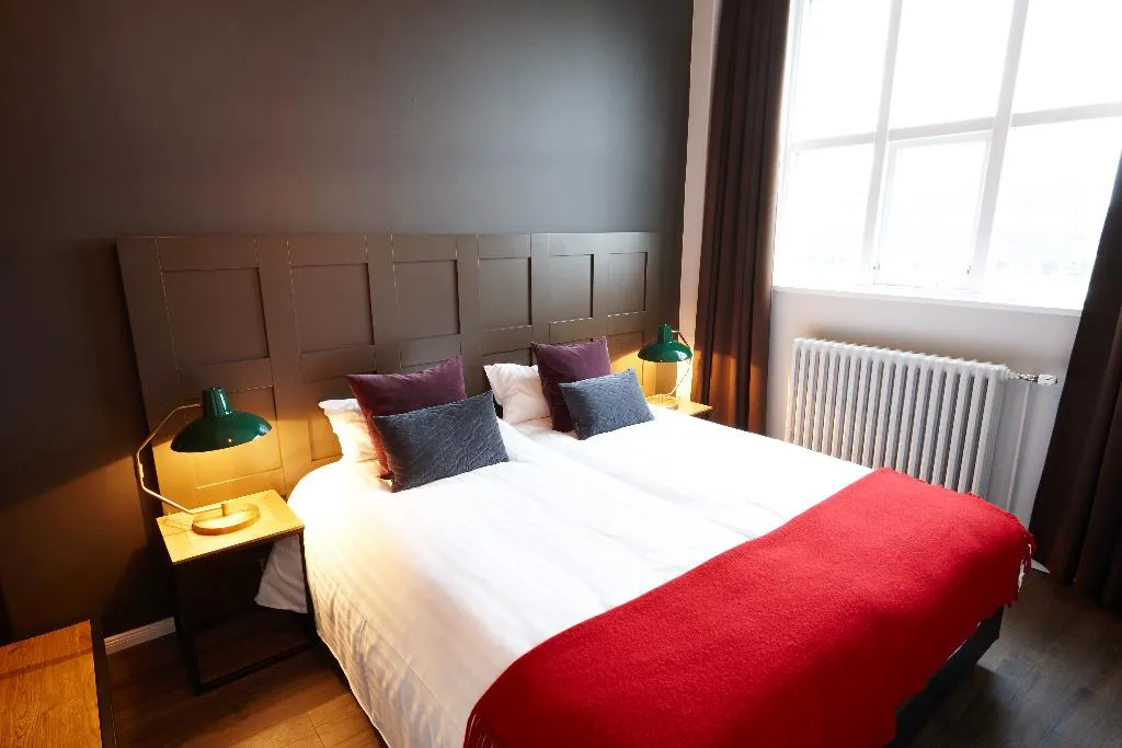 FAMILY ROOM SUPERIOR Room, Fosshotel Baron, Reykjavik