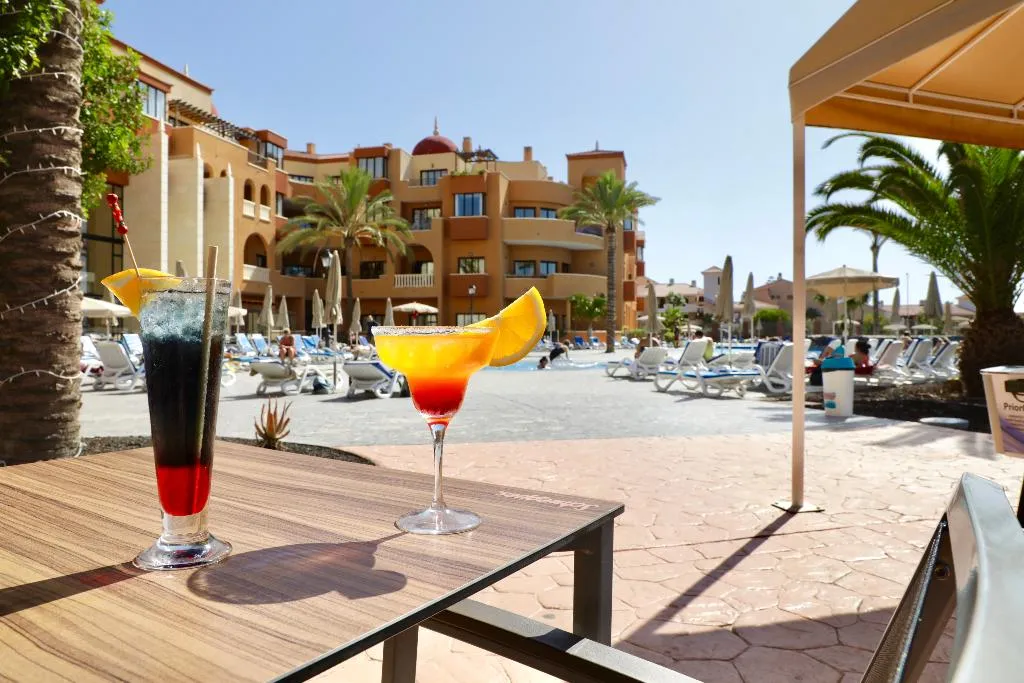 Bar, Grand Muthu Golf Plaza Hotel & Spa, Tenerife