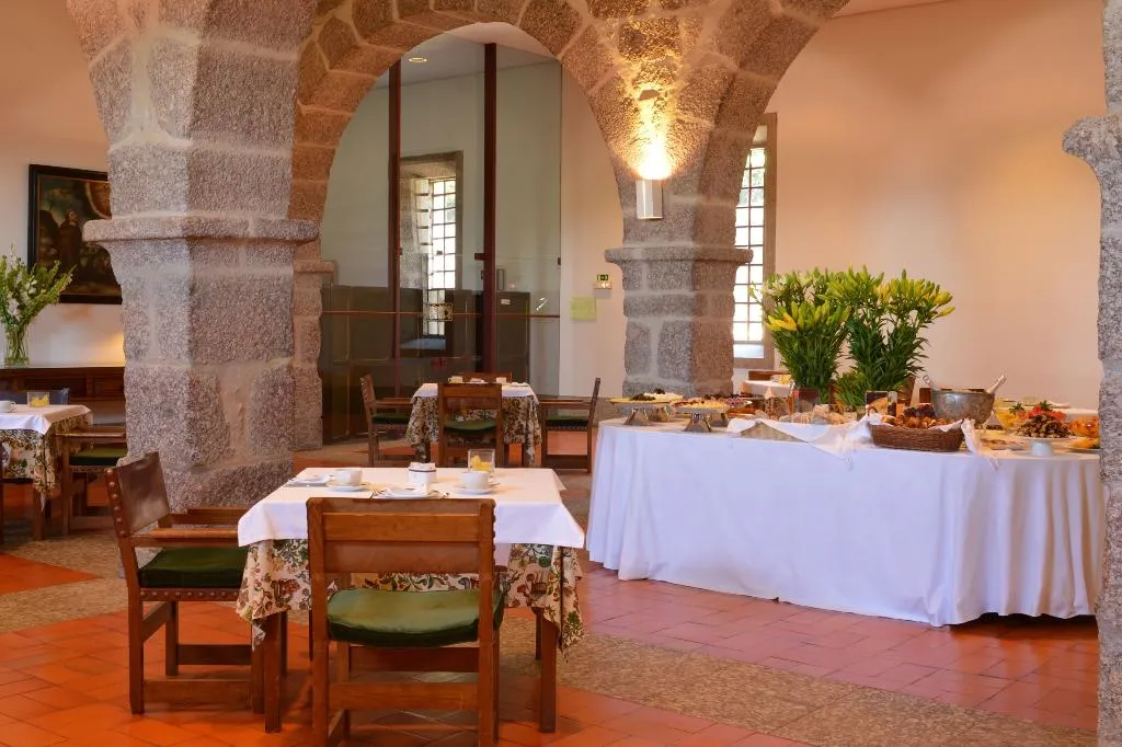 Restaurant, Pousada Mosteiro de Guimaraes - Monument Hotel, Porto