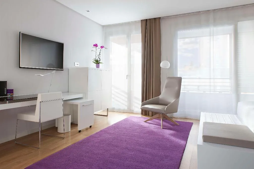 Room, NH Collection Madrid Eurobuilding, Madrid