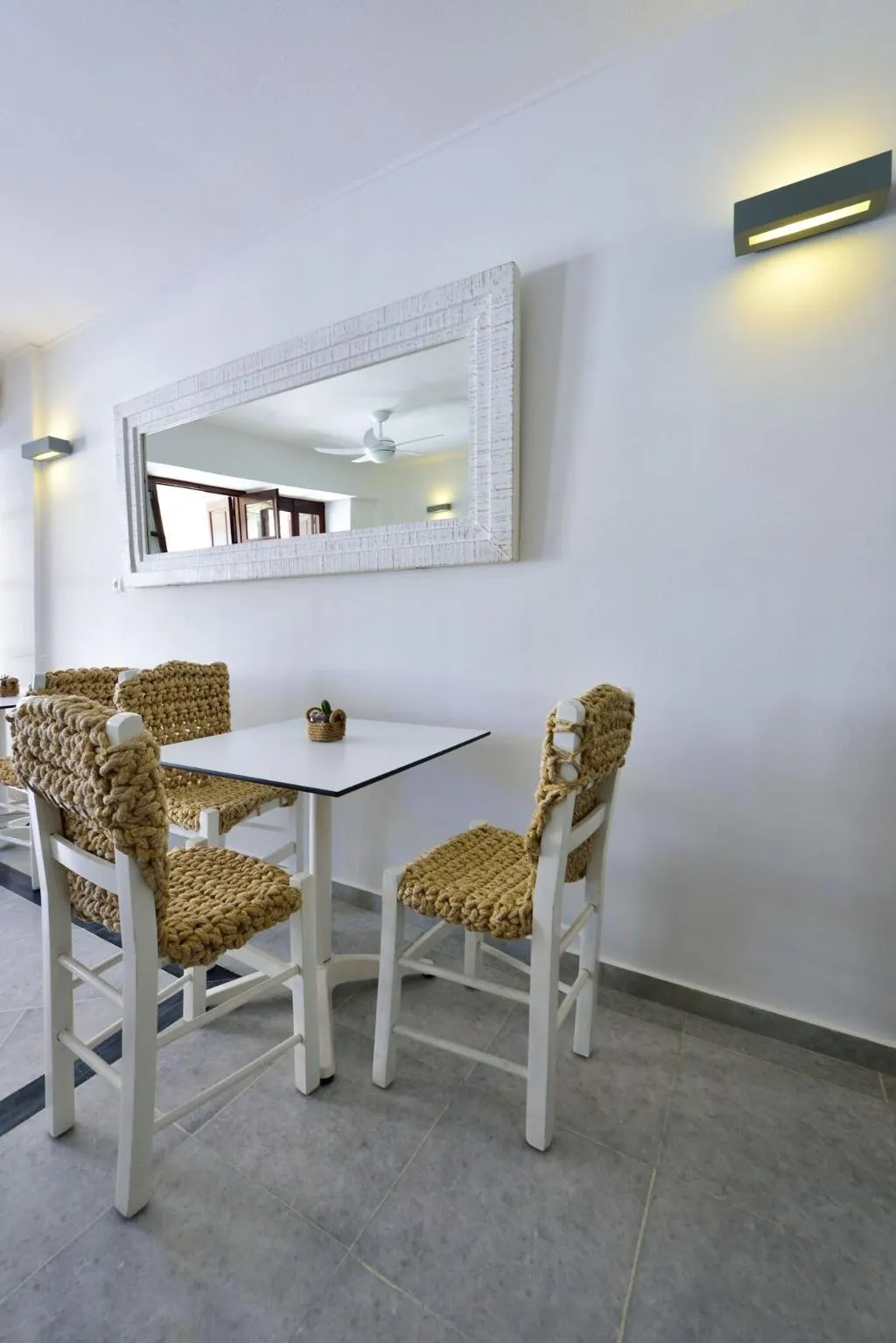 Bar, Kalidon Beach Hotel, Samos