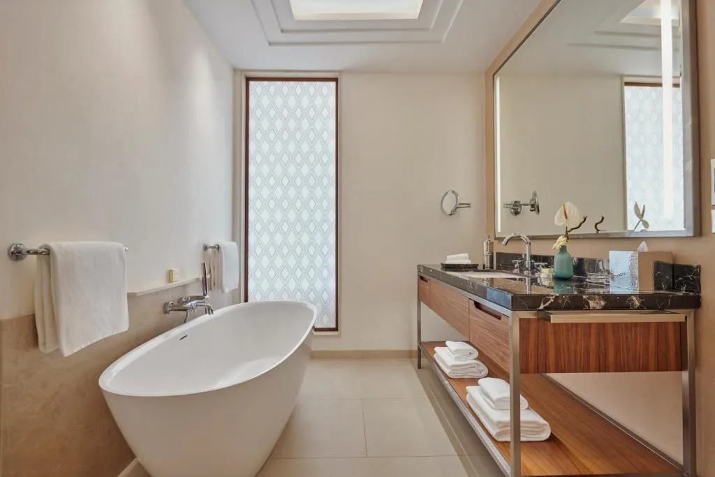 DOUBLE DELUXE KING BED Room, Fairmont Taghazout Bay, Agadir