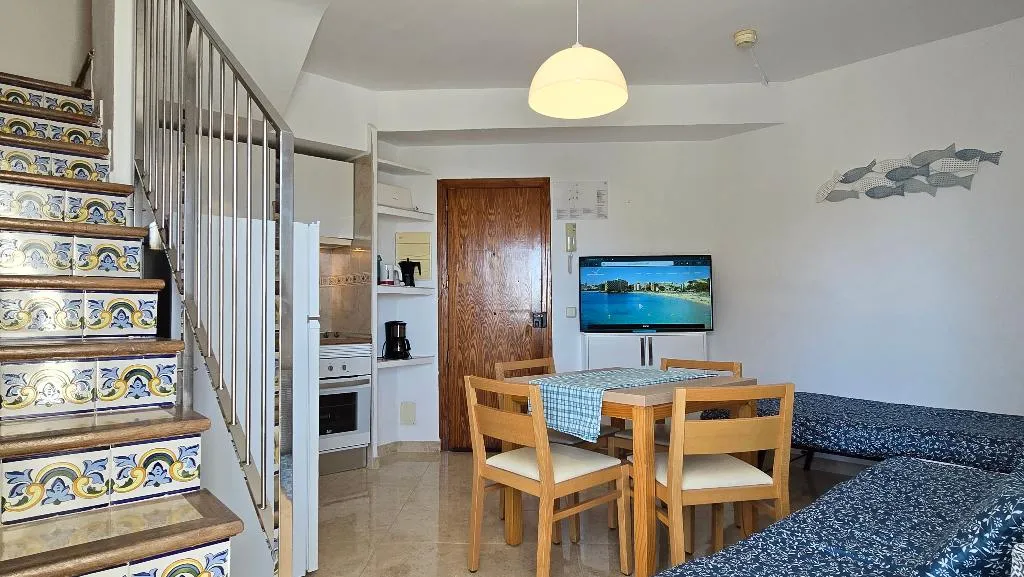 APARTMENT DUPLEX Room, Marina Palmanova Apartamentos, Majorca