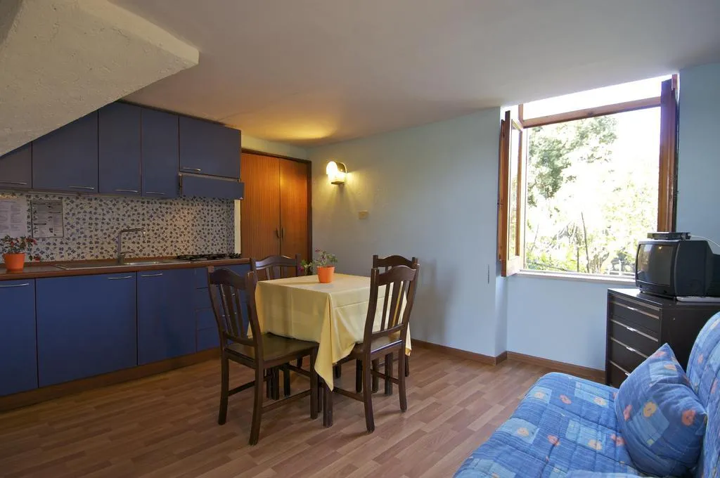 APARTMENT CAPACITY 4 Room, Freedom Holiday Residence, Naples
