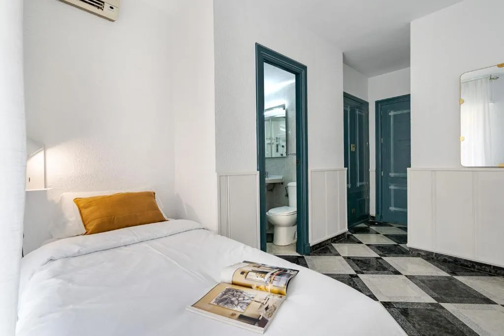 SINGLE STANDARD Room, Agur, Costa Del Sol