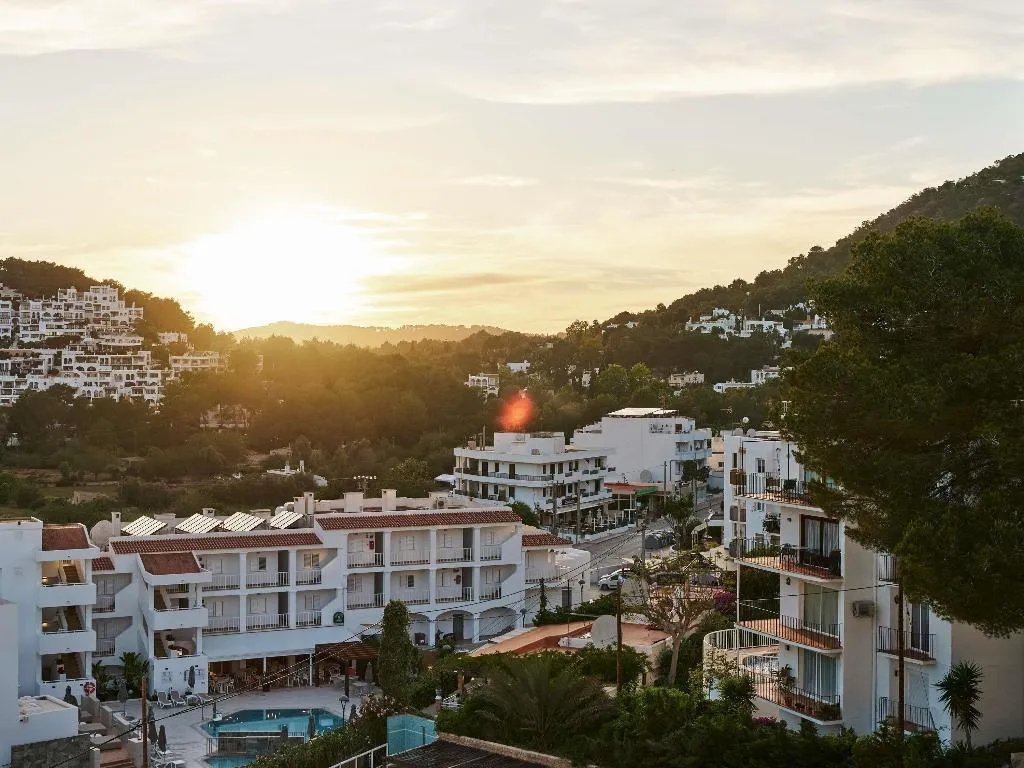 DOUBLE MOUNTAIN VIEW Room, HYDE Hotel Ibiza, Ibiza