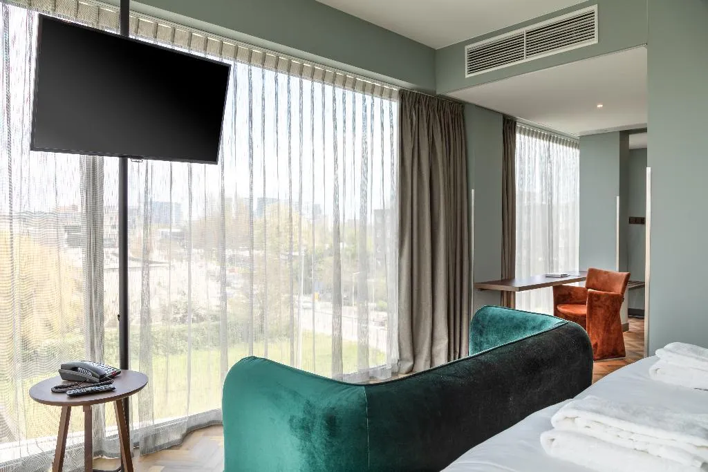 SINGLE PREMIUM Room, Olympic Hotel Amsterdam, Amsterdam