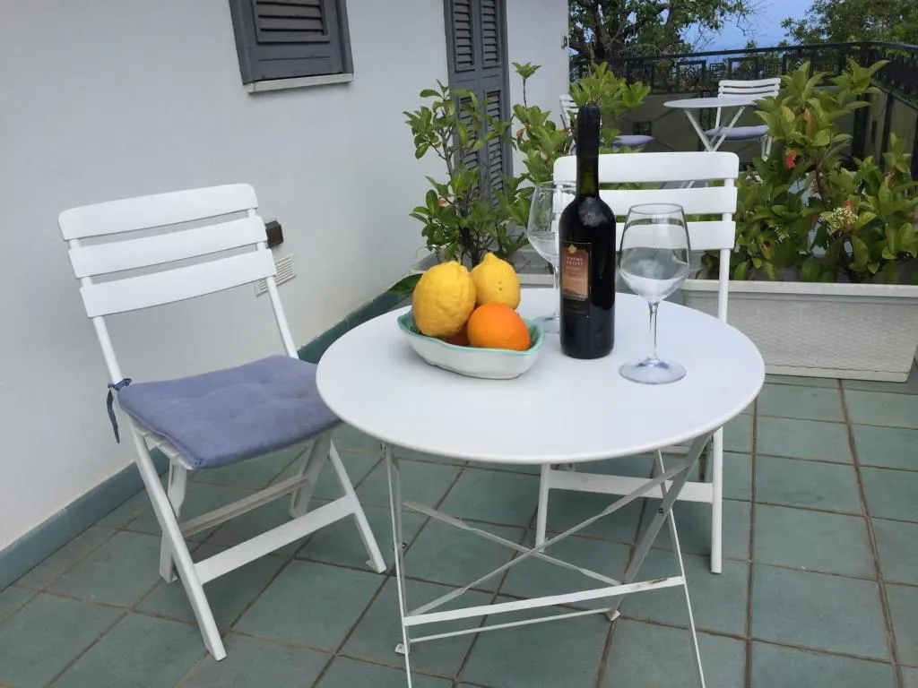 Room, Villa Irma, Naples