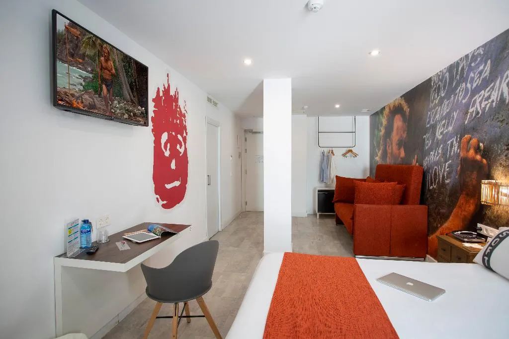 QUADRUPLE STANDARD Room, Casual del Mar Málaga, Costa Del Sol