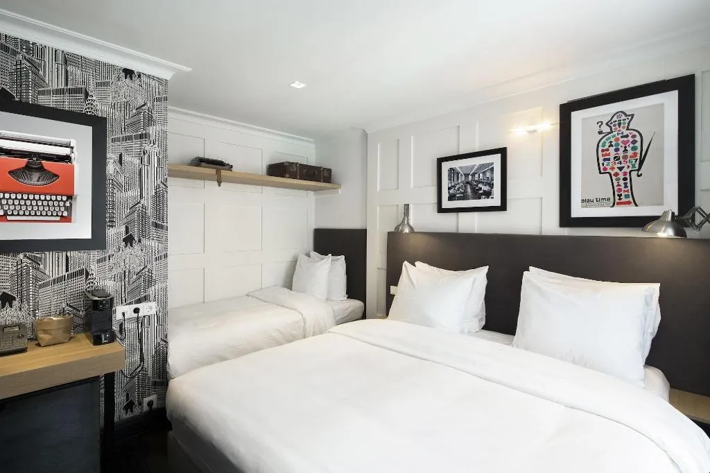 Room, The Highland House, Amsterdam