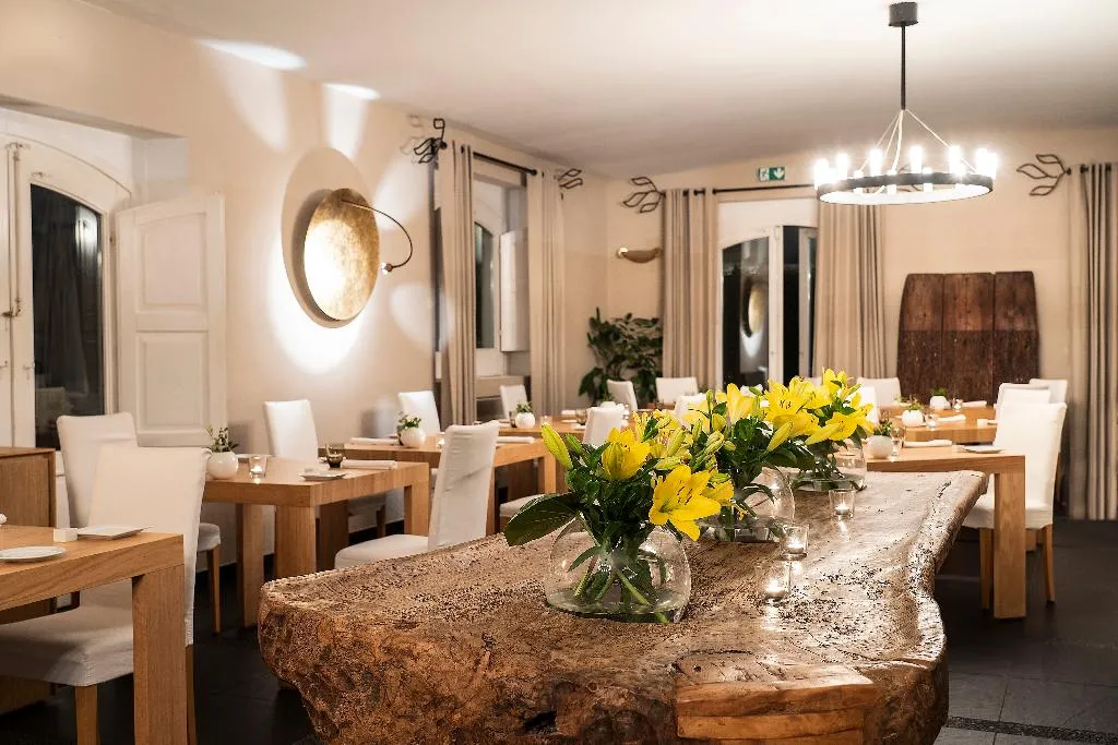 Restaurant, DonnaCarmela Resort & Lodges, Catania