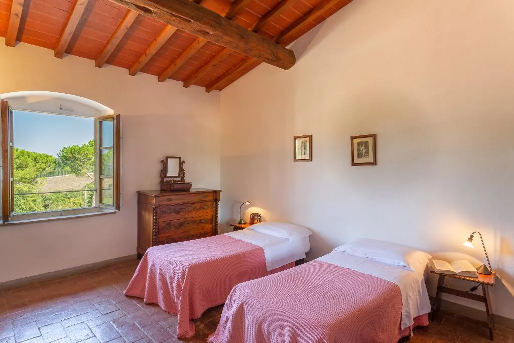APARTMENT STANDARD Room, Fattoria Pratale, Florence