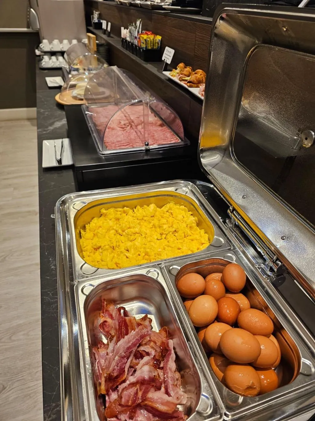 Restaurant, Plus Welcome Milano, Milan