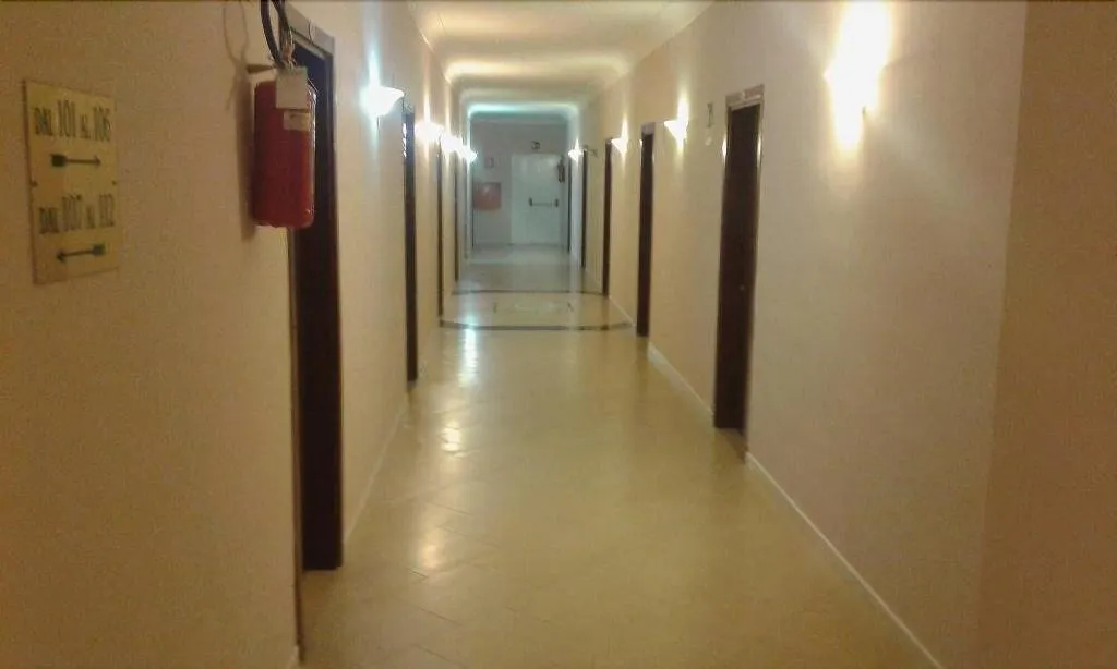 Lobby, Hotel LePinède, Naples