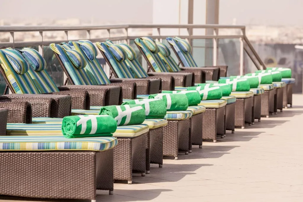 Pool, Holiday Inn Dubai - Al Barsha, Dubai
