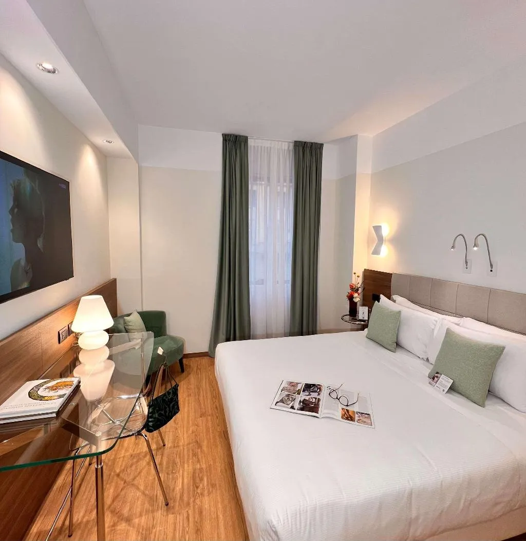 DOUBLE QUEEN SIZE BED Room, Best Western Hotel City, Milan