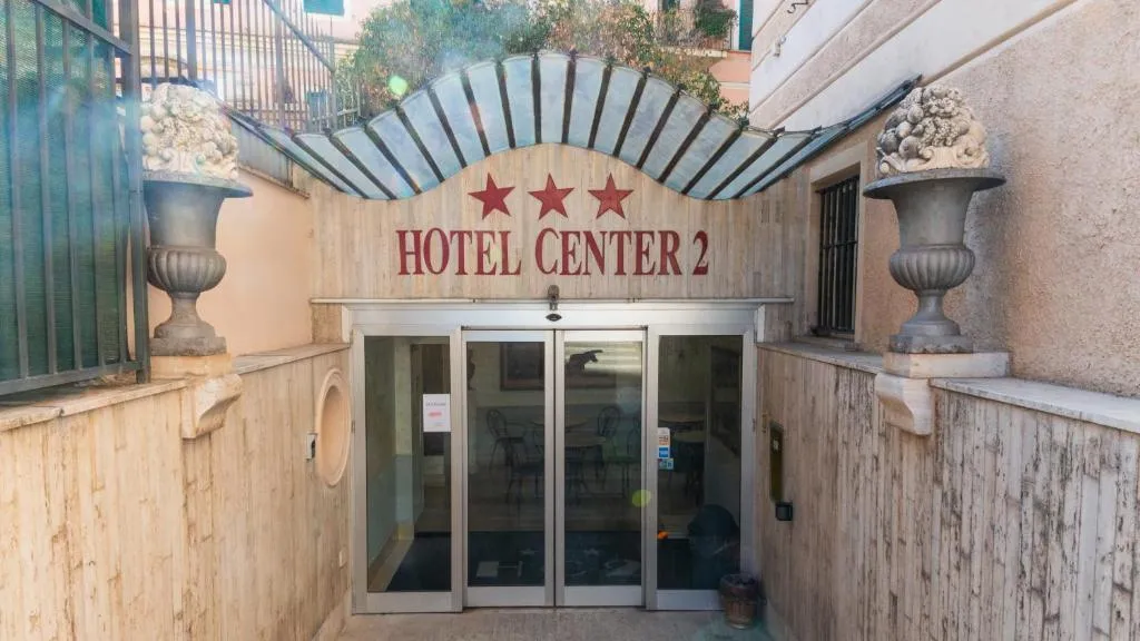 General view, Hotel Center 2, Naples