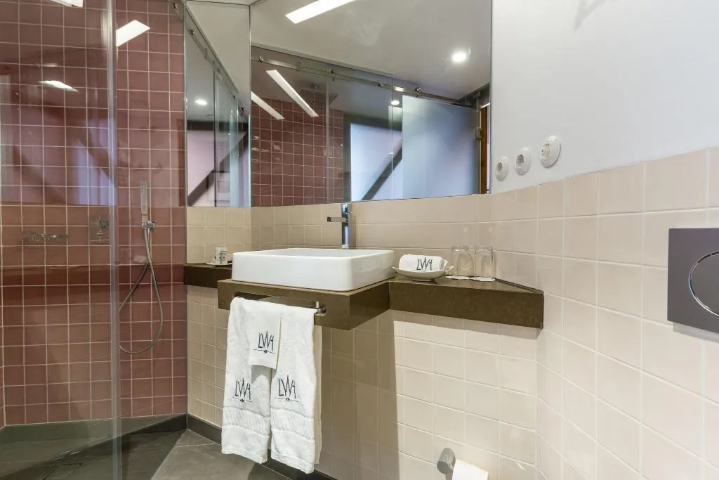 Double or Twin SUPERIOR Room, Lisbon Wine Hotel, Lisbon