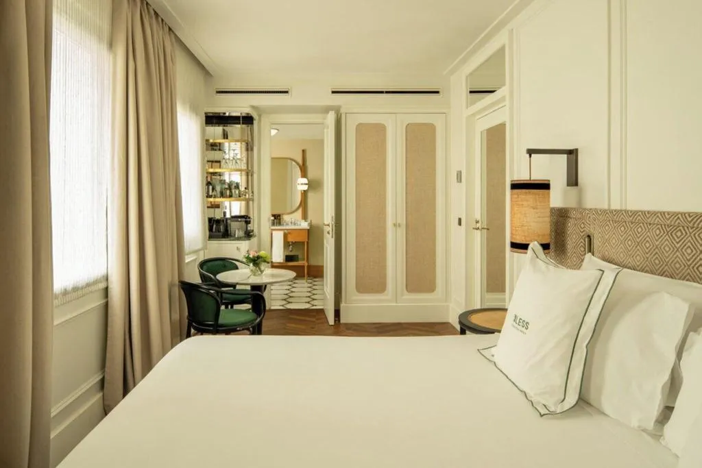 DOUBLE SUPERIOR KING BED Room, Bless Hotel Madrid, a member of The Leading Hotels, Madrid