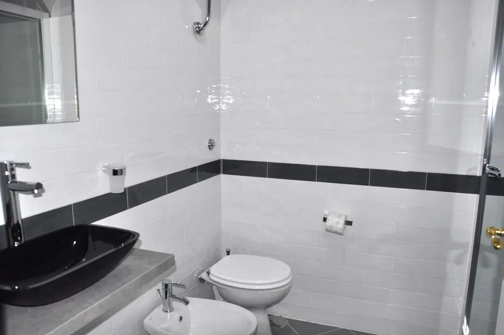 Room, Firenze 32, Naples