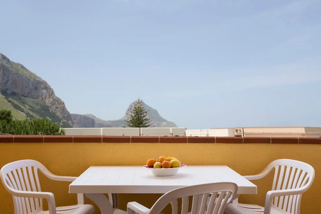 APARTMENT ONE BED Room, Case Vacanza Loria, Palermo