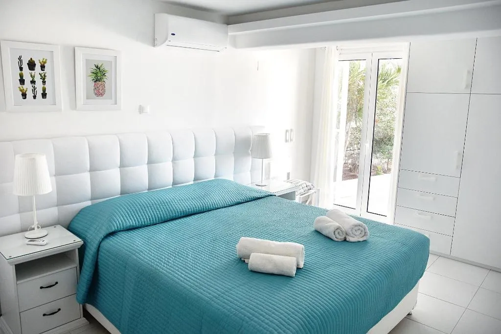 Room, Adikri Villas, Mykonos