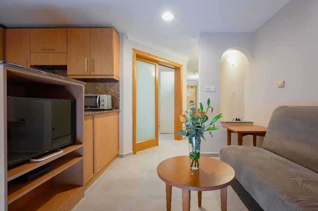 APARTMENT PREMIUM ONE BEDROOM Room, Xemxija Bay Hotel, Malta