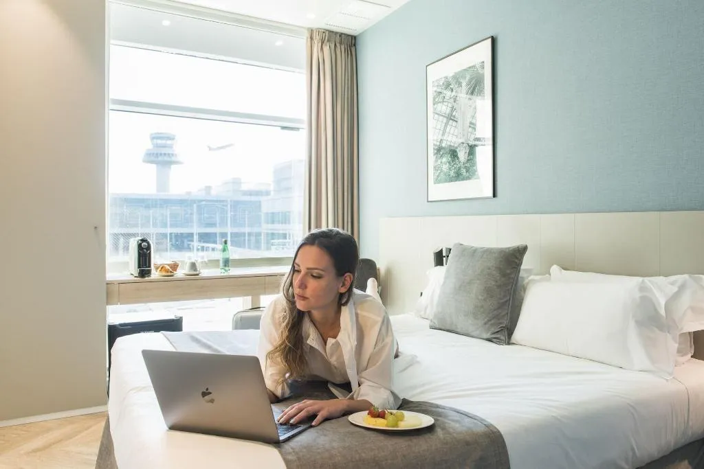 Room, Sleep & Fly, Barcelona
