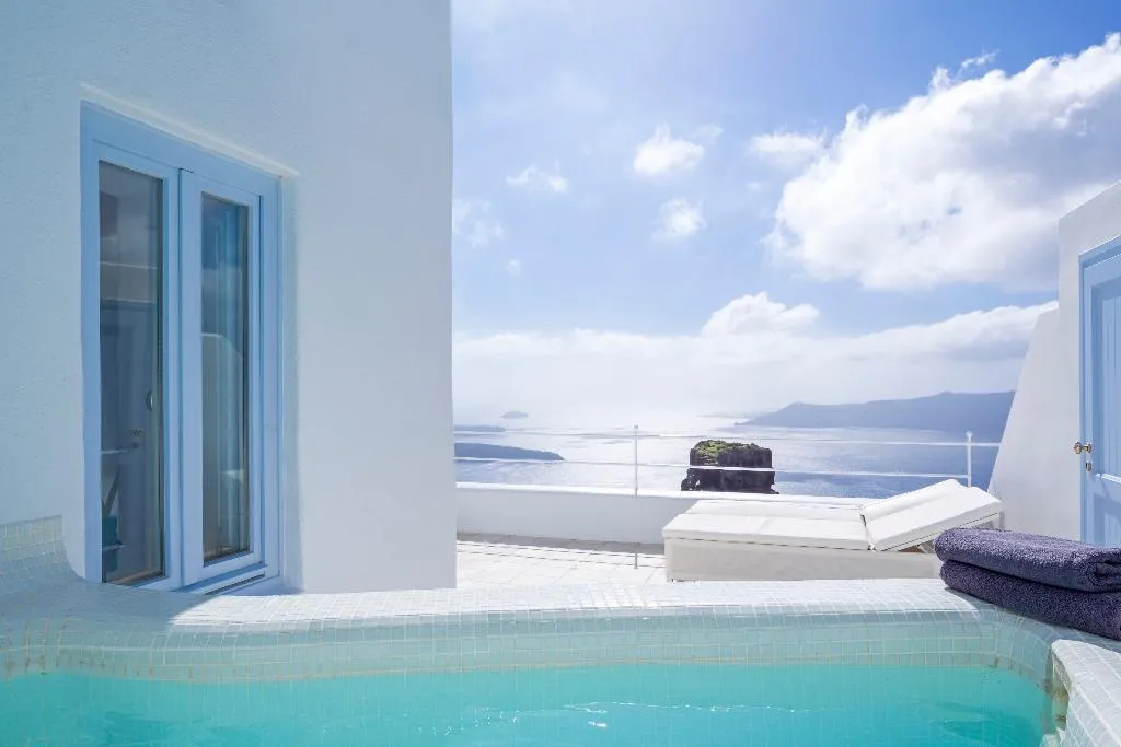 SUITE WITH JACUZZI Room, Astra Suites, Santorini