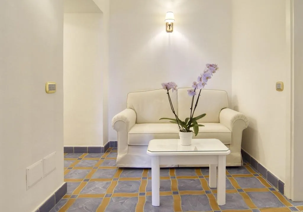 JUNIOR SUITE KING SIZE BED Room, Hotel Palazzo Confalone, Naples