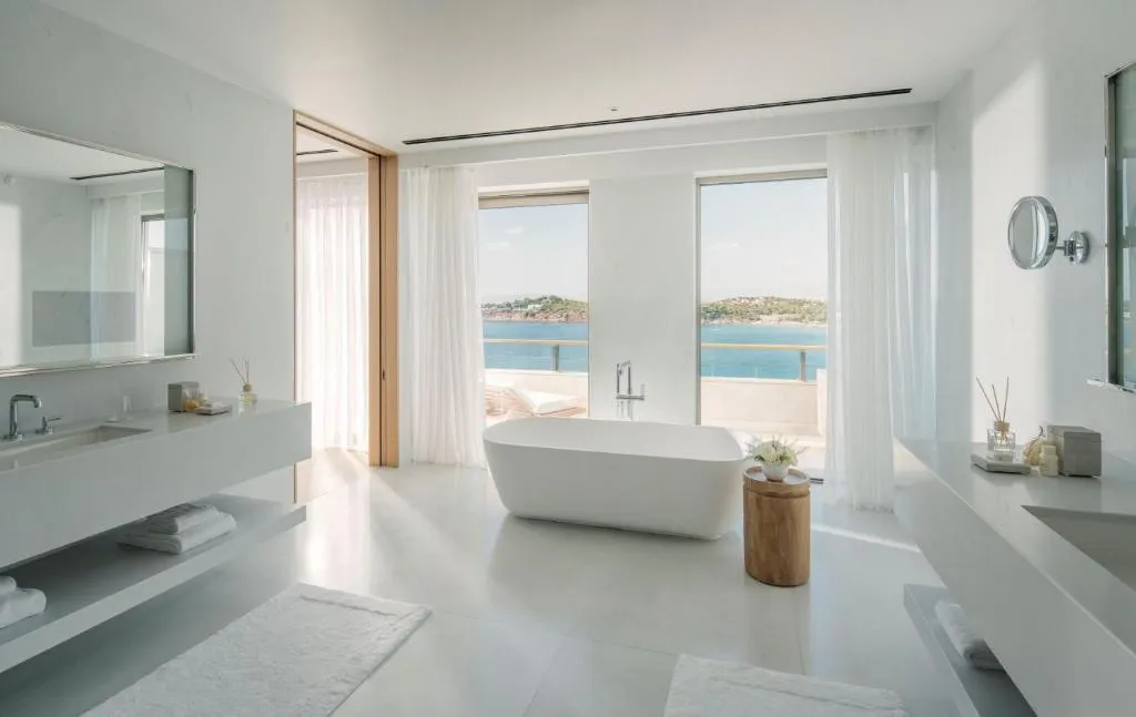 SUITE Presidential Room, Four Seasons Astir Palace Hotel Athens, Athens