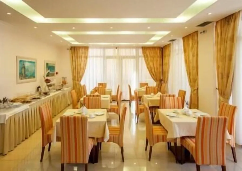 Restaurant, Kyniska Hotel, Kalamata