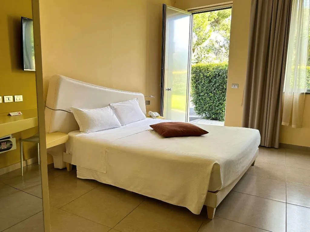 DOUBLE SUPERIOR Room, Ibis Styles Catania Acireale, Catania