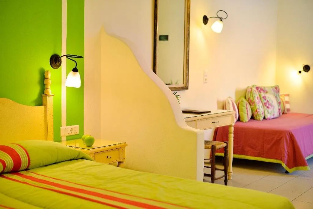 TRIPLE STANDARD Room, Pelican, Mykonos