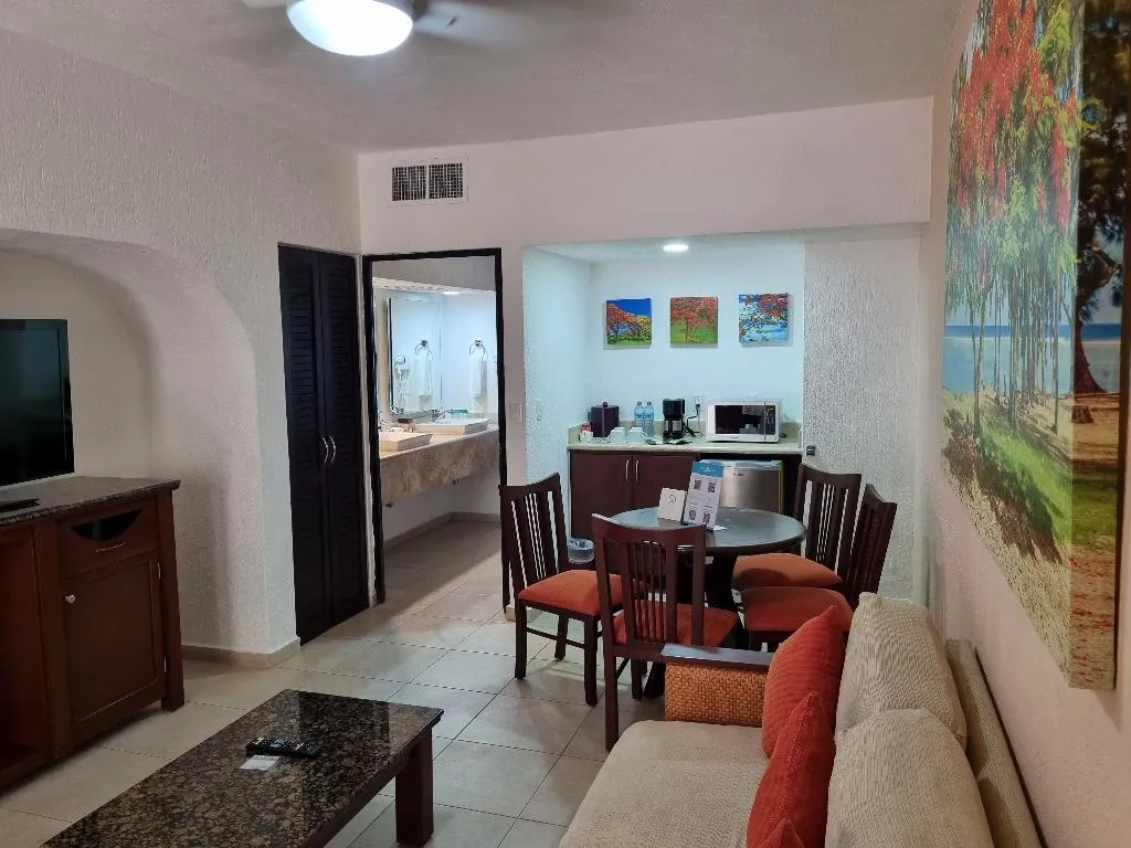 SUITE TWO DOUBLE BEDS Room, Laguna Suite, Cancun Area