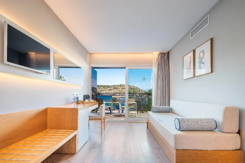 Double or Twin SUPERIOR Room, Hotel Eden Soller, Majorca