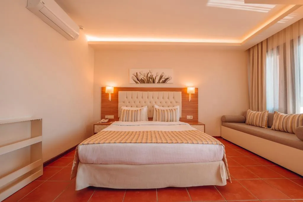 FAMILY ROOM BUNK BED Room, Sundia By Liberty Suncity, Dalaman