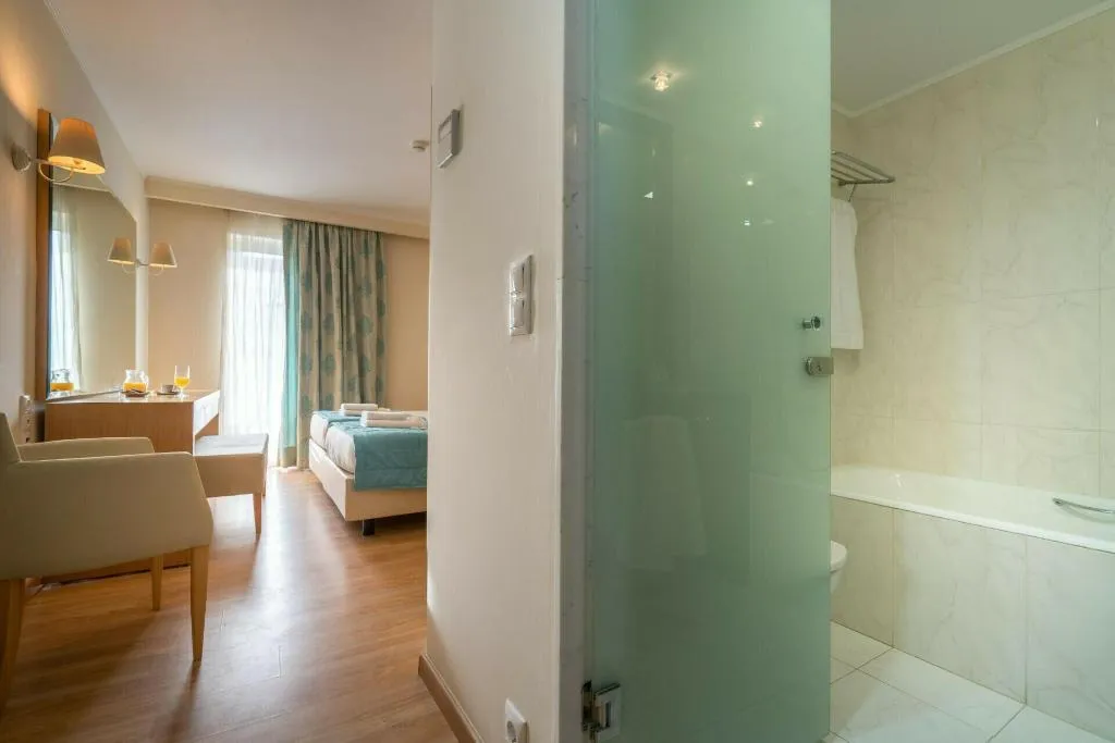 TRIPLE STANDARD Room, Galaxy Beach Resort BW Premier Collection, Zante