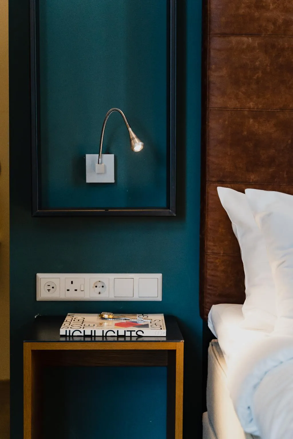 JUNIOR SUITE STANDARD Room, Hotel De Hallen, Amsterdam